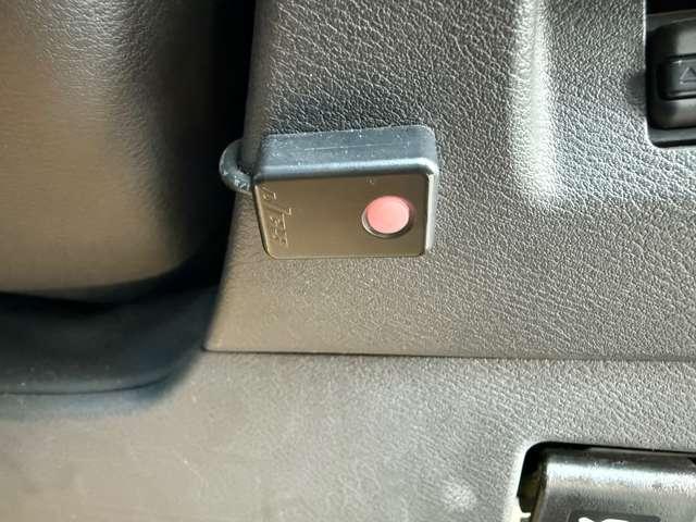 キックス １．２　Ｘ　（ｅ－ＰＯＷＥＲ）　プロパイロット・アラウンドビューモニター　ナビ＆ＴＶ　クルコン　スマートキー　レーンアシスト　パワーステアリング　盗難防止システム　ドライブレコーダー　ＥＴＣ　メモリーナビ　サイドエアバッグ　アルミ　ＡＡＣ　キーレス　パワーウィンドウ　ＡＢＳ（16枚目）