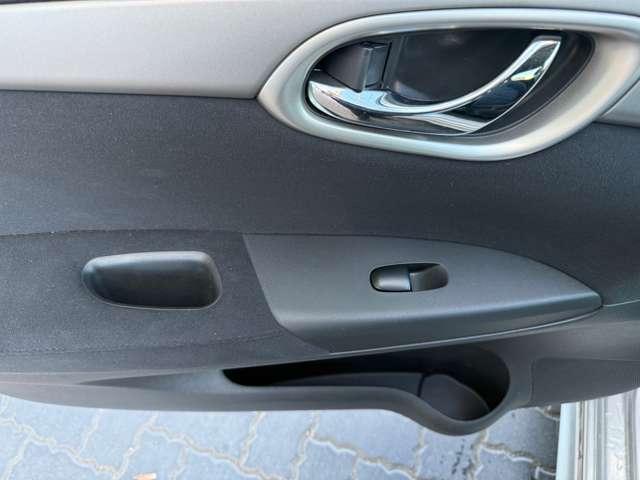 シルフィ 1.8 S ツーリング 純正フルエアロ・ローダウンサス アルミホイール Wエアバック キーレスエントリー オートエアコン パワーステアリング パワーウインドウ エアバッグ インテリジェントキ-(14枚目)