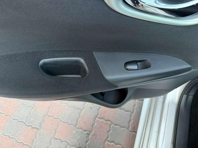 シルフィ 1.8 S ツーリング 純正フルエアロ・ローダウンサス アルミホイール Wエアバック キーレスエントリー オートエアコン パワーステアリング パワーウインドウ エアバッグ インテリジェントキ-(16枚目)