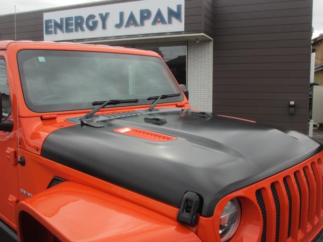 ジープ・ラングラーアンリミテッド サハラ ローンチエディション ロッククローラーRRDリフトUP/METHOD17AW/NITTO40インチタイヤ/Flowmasterマフラー/純正ソナー対応ポイズン前後バンパー/ロックレール/オバフェン/ドラレコ/黒革/ラテラル(44枚目)