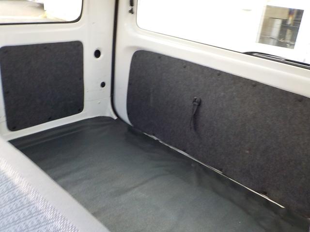 ハイゼットカーゴ スペシャルクリーン　４ＷＤ　オートマ　フル装備　新品１２インチベンプラホイールキャップ　アーバンカーキオールペイント済み（19枚目）