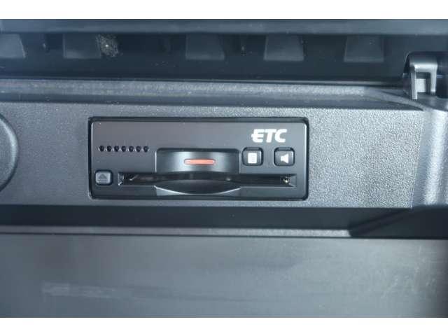 デリカD:2 カスタムハイブリッドMV 2WD 5名 禁煙車 ワンオーナー車 両側電動(17枚目)