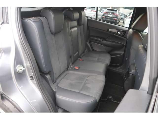 エクリプスクロスPHEV P 駆動BT残存92パーセント AC100V電源(8枚目)