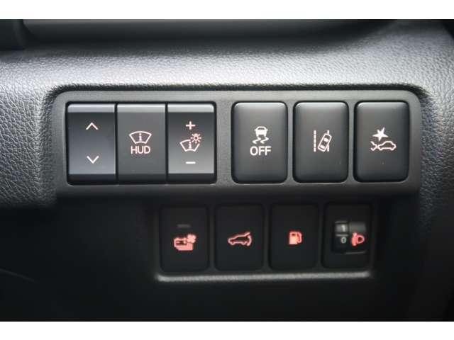 エクリプスクロスPHEV P 駆動BT残存92パーセント AC100V電源(15枚目)