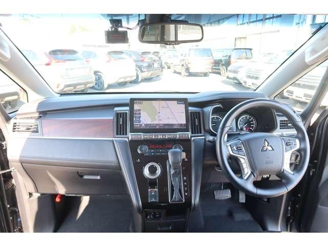 デリカD:5 P 7名 禁煙 車検整備付 アルパイン11型ナビ(3枚目)