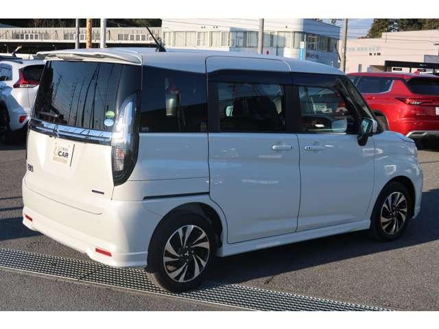 バック＆マルチアラウンドカメラ　両側電動スライドドア　障害物センサー　ドアバイザー