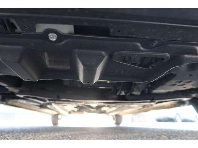 eKクロス T プレミアム 2WD 4名 禁煙 車検整備付 バック&アラウン(16枚目)