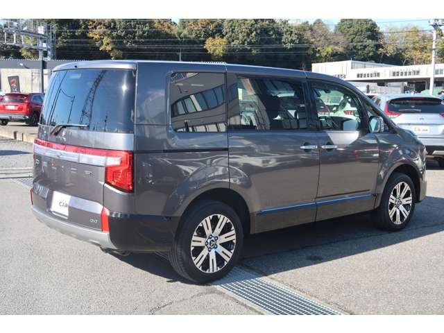 デリカＤ：５ Ｐ　８名　禁煙　車検整備付　純正オリジナルナビ（5枚目）