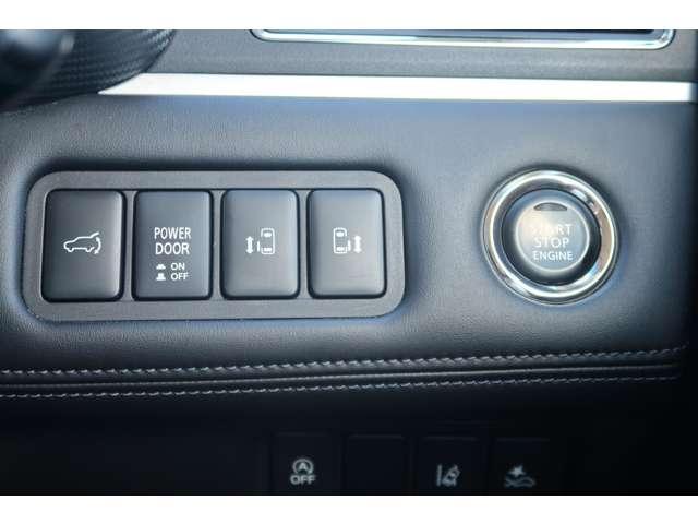 デリカＤ：５ Ｐ　８名　禁煙　車検整備付　純正オリジナルナビ（14枚目）