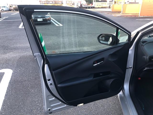 プリウス Ｓセーフティプラス　プッシュスタート・フルセグナビ・バックカメラ・ＬＥＤヘッドライト・ヘッドアップディスプレイ・ビルトインＥＴＣ２．０・レーダークルーズコントロール（17枚目）