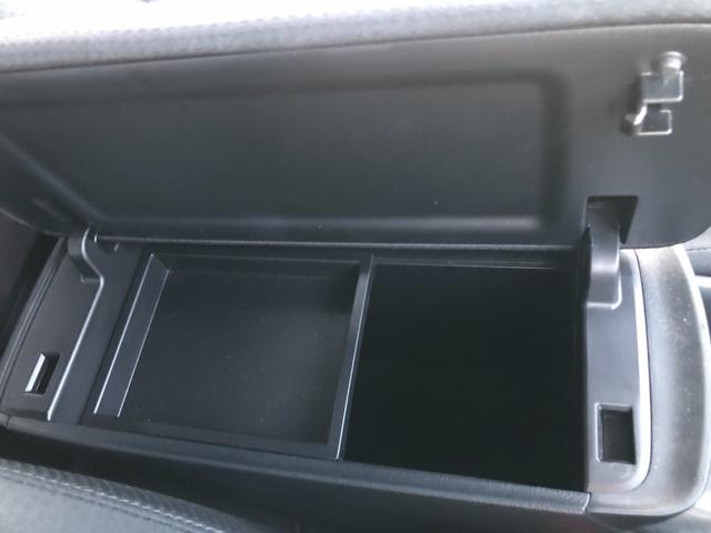 プリウス Ｓセーフティプラス　プッシュスタート・フルセグナビ・バックカメラ・ＬＥＤヘッドライト・ヘッドアップディスプレイ・ビルトインＥＴＣ２．０・レーダークルーズコントロール（31枚目）