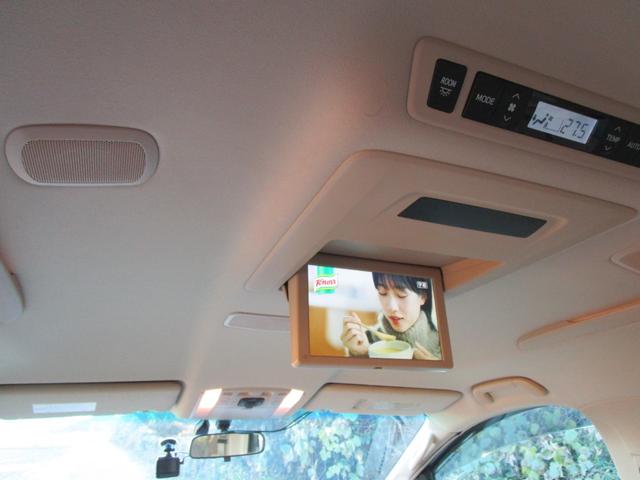 アルファード ３５０Ｓ　Ｃパッケージ　１オーナー禁煙車　４ＷＤ　両側オートスライドドア　パワーバックドア　メモリー付きパワーシート　電動キャプテンシート　純正ナビ　ＴＶ　Ｂモニター　リアフリップダウンモニター　コンビハンドル（36枚目）