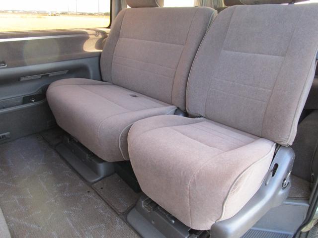 ハイエースワゴン リビングサルーンＥＸ　社外ナビ　フルセグＴＢ　Ｂモニター　デジタルインナーミラーＥＴＣ　トリプルムーンルーフ　タイミングチェーン（24枚目）