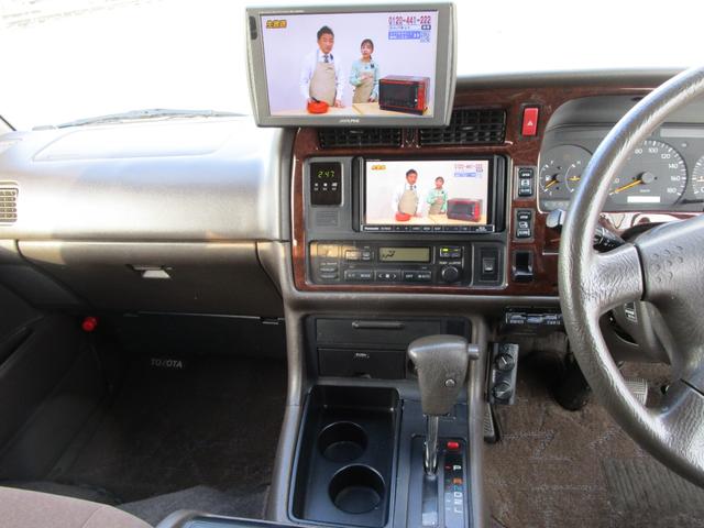 ハイエースワゴン リビングサルーンＥＸ　社外ナビ　フルセグＴＢ　Ｂモニター　デジタルインナーミラーＥＴＣ　トリプルムーンルーフ　タイミングチェーン（38枚目）