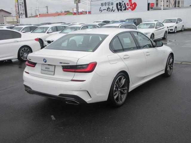 M340i xDrive 正規認定中古車 ワンオーナー レーザーライト レザーシート シートヒーター ヘッドアップディスプレイ 純正HDDナビ ジェスチャーコントロール リバースアシスト 純正19インチ ACC(17枚目)
