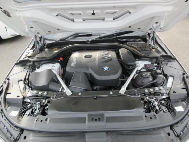 ５シリーズ ５２３ｉ　Ｍスポーツ　元社有車・フロントリアシートヒーター・フロントシートベンチレーション・ＥＴＣ・ＡＣＣ・パドルシフト・純正ナビ・ＴＶ付き・バックカメラ・１９インチホイール（3枚目）