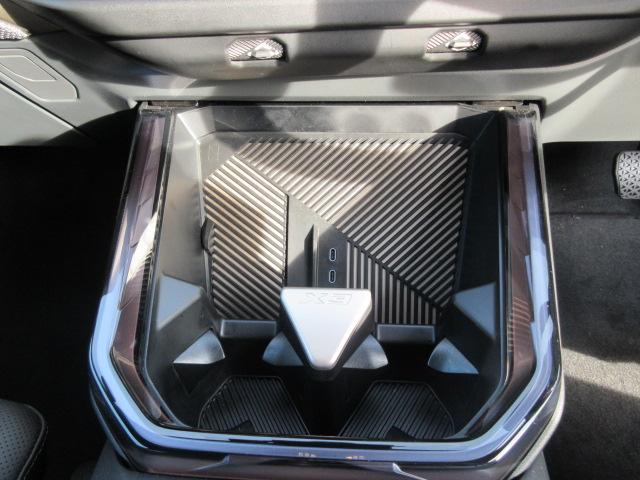 Ｘ３ ２０　ｘＤｒｉｖｅ　Ｘライン　Ｈａｒｍａｎ／Ｋａｒｄｏｎ・２０インチＡＷ・ステアリングヒーター・Ｆ／Ｒシートヒーター・ワイヤレスチャージ（32枚目）