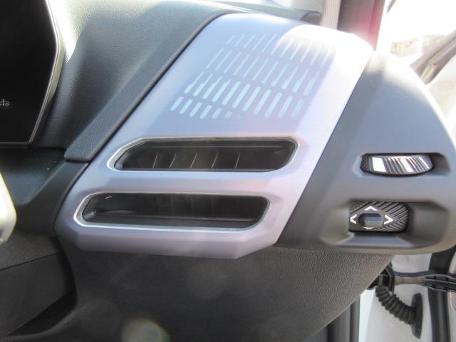 １シリーズ １２０　ＥＴＣ・ＡＣＣ・テクノロジーパッケージ・ヘッドアップディスプレイ・Ｈａｒｍａｎ／Ｋａｒｄｏｎ・１７インチＡＷ（31枚目）