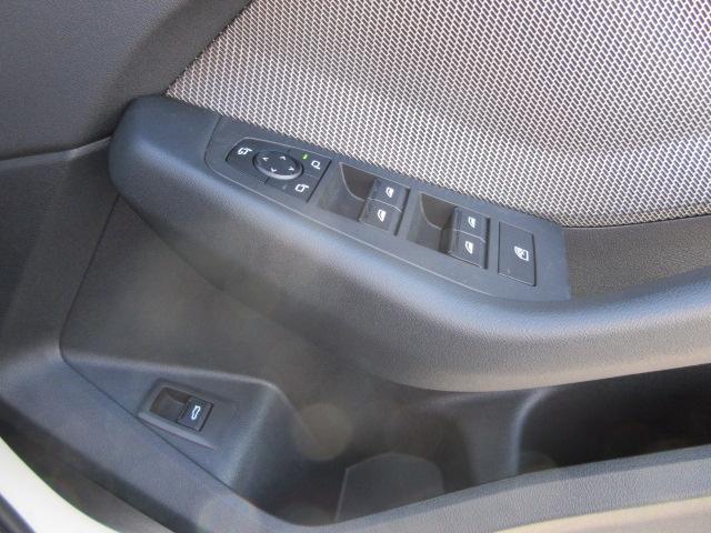 １シリーズ １２０　ＥＴＣ・ＡＣＣ・テクノロジーパッケージ・ヘッドアップディスプレイ・Ｈａｒｍａｎ／Ｋａｒｄｏｎ・１７インチＡＷ（43枚目）