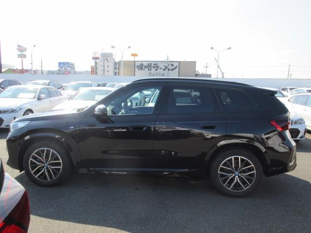 ｉＸ１ ｅＤｒｉｖｅ　２０　Ｍスポーツ　ＥＴＣ・ＡＣＣ・ワイヤレスチャージ・ヘッドアップディスプレイ・３６０°カメラ（9枚目）