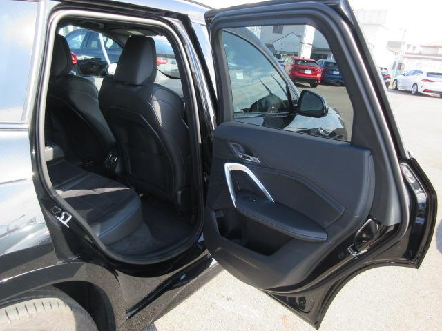 ｉＸ１ ｅＤｒｉｖｅ　２０　Ｍスポーツ　ＥＴＣ・ＡＣＣ・ワイヤレスチャージ・ヘッドアップディスプレイ・３６０°カメラ（50枚目）