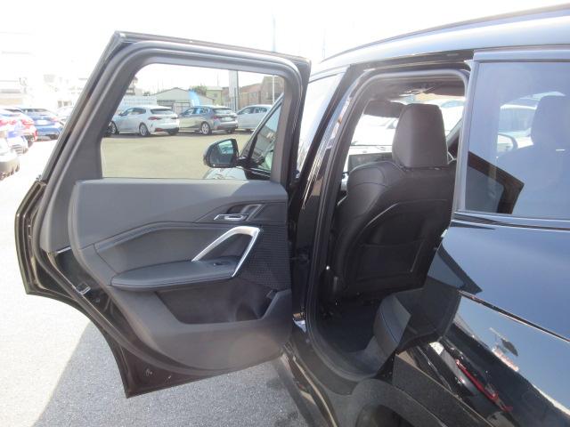 ｉＸ１ ｅＤｒｉｖｅ　２０　Ｍスポーツ　ＥＴＣ・ＡＣＣ・ワイヤレスチャージ・ヘッドアップディスプレイ・３６０°カメラ（64枚目）