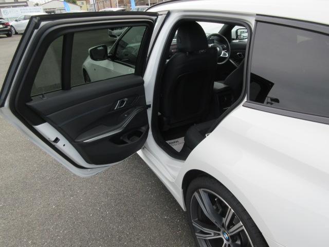 ３シリーズ ３２０ｄ　ｘＤｒｉｖｅツーリング　Ｍスポーツ　ＥＴＣ　・ＡＣＣ・純正ナビ（25枚目）