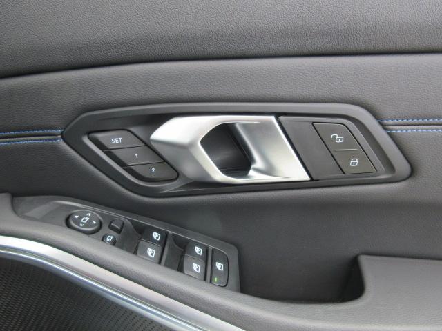 ３シリーズ ３２０ｄ　ｘＤｒｉｖｅツーリング　Ｍスポーツ　ＥＴＣ　・ＡＣＣ・純正ナビ（53枚目）