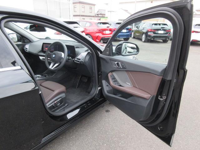 1シリーズ 120 ETC ・ACC・純正ナビ(25枚目)