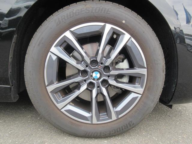 ＢＭＷライフをさらに素晴らしいものへするためにＢＭＷカードをご用意しております。毎月のご利用合計金額千円ごとに１ポイントたまります。ＢＭＷ正規ディーラーでのご利用についてはポイントが倍になります。