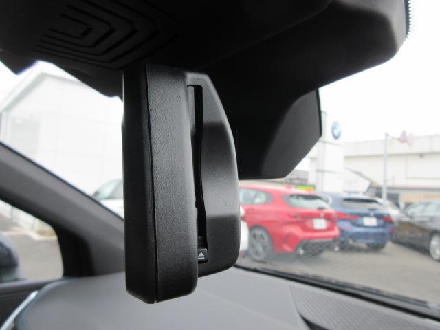 北海道から沖縄まで全国どこでも陸送承っております。遠方納車の手続き、費用等いつでもお気軽にお問い合わせください。素晴らしいＢＭＷライフを。。。