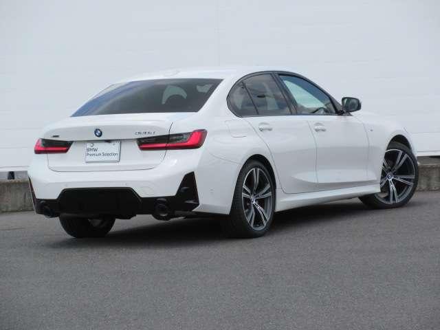 第三者の鑑定師が外装・内装・機関・修復歴をチェックしております