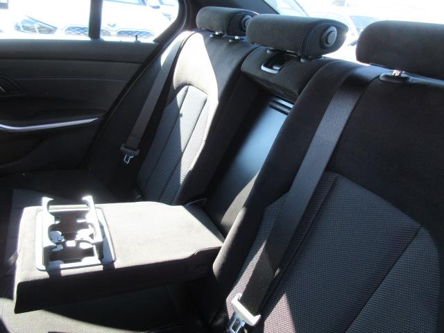 お客様とスタッフの安全を確保する為に様々な対策を講じております。