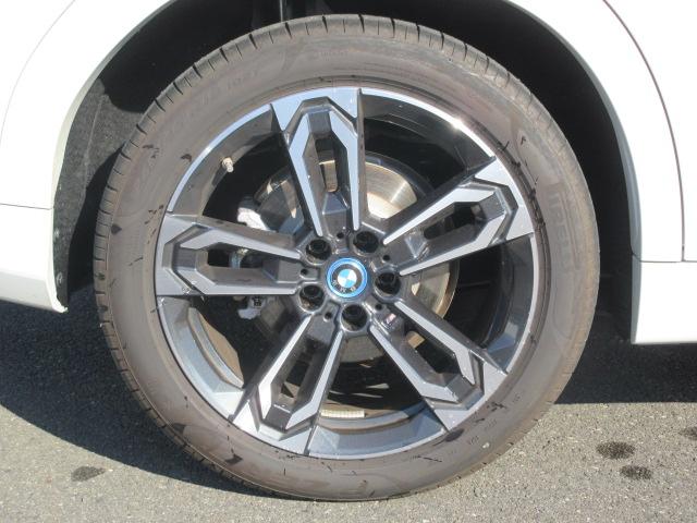 iX2 xDrive 30 Mスポーツ ETC ・ACC・純正ナビ(18枚目)