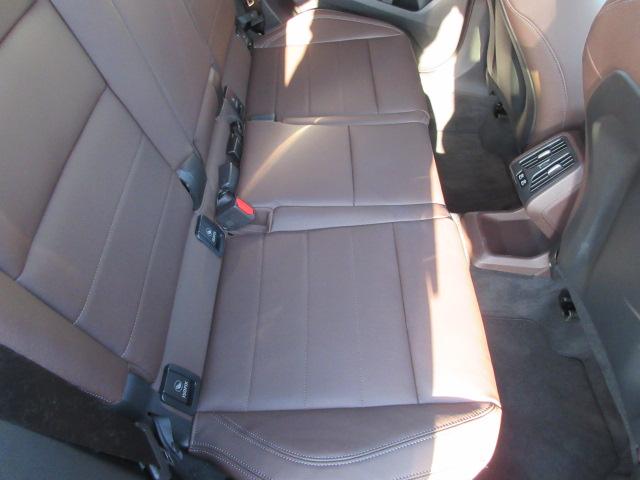 �܂��A�ۏؓ��e�̓G���W���A�g�����X�~�b�V�����Ȃǎ�v�����̕ۏ؂ɂȂ�A������s����������ꍇ�����̏C�����󂯂邱�Ƃ��ł��܂��B�\�����ʌ̏�ɂ��o����J�o�[���邱�Ƃ��ł��܂��̂ň��S�ł���