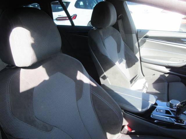 ����ɁA�a�l�v�J�[�h�ɂ̓G�}�[�W�F���V�[�T�[�r�X���t�т������܂��I�l�X�ȃg���u���̃A�h�o�C�X�A�o���C���⃌�b�J�[�Ȃǂ̎�z�A����ɂ��q�l�̌�ʎ�i��z�e���̊m�ۂ��Q�S���ԁA�R�U�T���Ή������Ē����܂��I