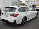 ３シリーズ ３１８ｉツーリング　Ｍスポーツ　エディションシャドー　元社有車・ＥＴＣ・ＡＣＣ・純正ナビ・１９インチホイール・ワイヤレスチャージ・パドルシフト・シートヒーター（7枚目）
