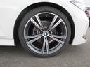 ３１８ｉツーリング　Ｍスポーツ　エディションシャドー　元社有車・ＥＴＣ・ＡＣＣ・純正ナビ・１９インチホイール・ワイヤレスチャージ・パドルシフト・シートヒーター（30枚目）