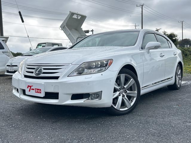 LS LS600h バージョンS Iパッケージ 4WD ETC クリアランスソナー オートクルーズコントロール バックカメラ ナビ TV アルミホイール オートライト LEDヘッドランプ サンルーフ CVT シートヒーター シートエアコン(12枚目)