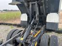 キャンター ダンプ　最大積載量２０００ｋｇ　トラック　ＭＴ　後輪ダブル　エアコン　パワーウィンドウ　運転席エアバッグ（6枚目）