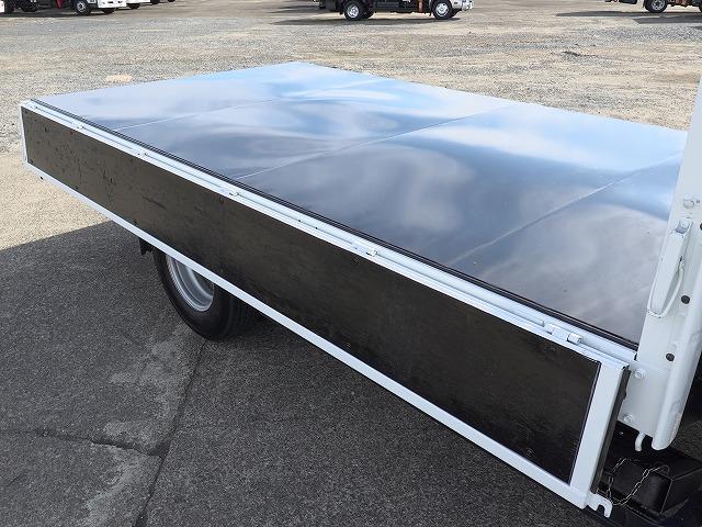 エルフトラック 2.93t吊り4段クレーン ラジコン フックイン 積載2t 荷台寸長さ373幅207 荷台床鉄板張り 差し違いアウトリガー サイドロングボディ(38枚目)