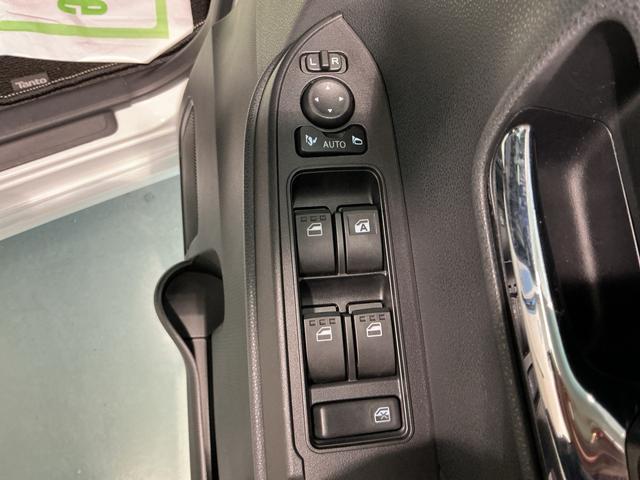 タント カスタムX ナビゲーションシステム バックカメラ 両側電動スライドドア オートライト スマートアシスト ソナーセンサー 純正アルミホイール フォグランプ(31枚目)