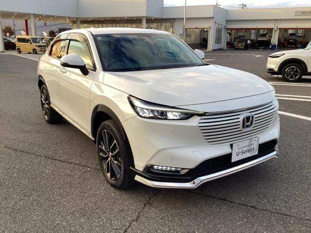 ヴェゼル ｅ：ＨＥＶＺ　衝突回避支援ブレーキ機能　スマキ　フルオートエアコン　エアバッグ　両席エアバック　Ｒカメ　記録簿付　パワーウィンドウ　ＬＥＤランプ　ソナー　クルーズＣ　ナビ＆ＴＶ　キーレスエントリー（6枚目）