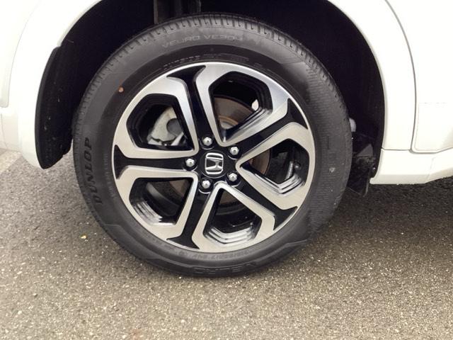 ヴェゼル ハイブリッドZ Rカメ スマキー LEDランプ ETC付 整備記録簿 シ-トヒ-タ- サイドカーテンエアバック 運転席助手席エアバッグ VSA パワーステアリング フルオートエアコン キーフリ ABS(20枚目)