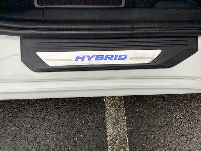 ヴェゼル ハイブリッドZ Rカメ スマキー LEDランプ ETC付 整備記録簿 シ-トヒ-タ- サイドカーテンエアバック 運転席助手席エアバッグ VSA パワーステアリング フルオートエアコン キーフリ ABS(24枚目)