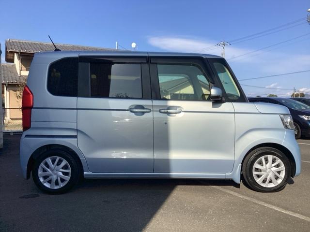 Ｎ－ＢＯＸ Ｇ・Ｌホンダセンシング　レーダブレーキ　Ａストップ　ＥＳＣ　キーフリーシステム　ＬＥＤライト　ワンセグ　バックＭ　スマートキー　クルコン　ＥＴＣ　両席エアバック　エアコン　盗難防止システム　パワステ（4枚目）