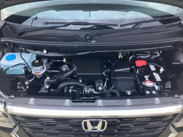 Ｎ－ＢＯＸカスタム ターボ　イモビライザー　衝突被害軽減　ベンチシート　キーフリー　Ｐセンサー　ＥＳＣ　パワステ　ＤＶＤ再生　両席エアバック　サイドエアバッグ　ターボ車　ＵＳＢ接続　Ａライト　スマキー　Ｂカメ　ＥＴＣ（17枚目）