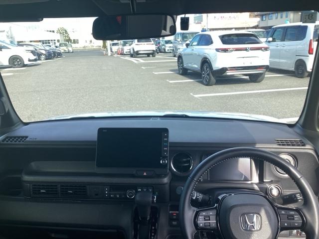 N-BOXカスタム コーディネートスタイル オートクルーズ フルセグ対応 W電動ドア シートヒータ LED ESC リアカメラ ETC ソナー ベンチシート DVD アイドリングストップ エアコン ドラレコ オートライト(15枚目)