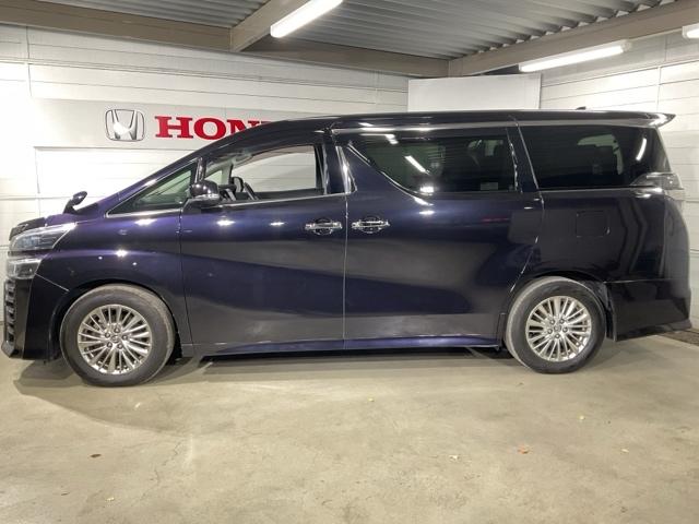 ヴェルファイア 2.5ZAエディション Bモニ オットマン ワンオーナ クルコン LEDヘッドライト ウォークスルー パワーウィンドウ ETC エアコン 横滑り防止機能 パワーステアリング 盗難防止装置 キーフリー(4枚目)