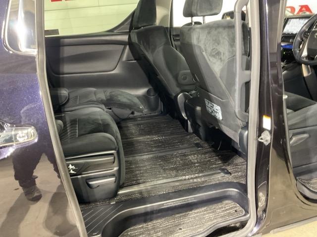 ヴェルファイア 2.5ZAエディション Bモニ オットマン ワンオーナ クルコン LEDヘッドライト ウォークスルー パワーウィンドウ ETC エアコン 横滑り防止機能 パワーステアリング 盗難防止装置 キーフリー(17枚目)